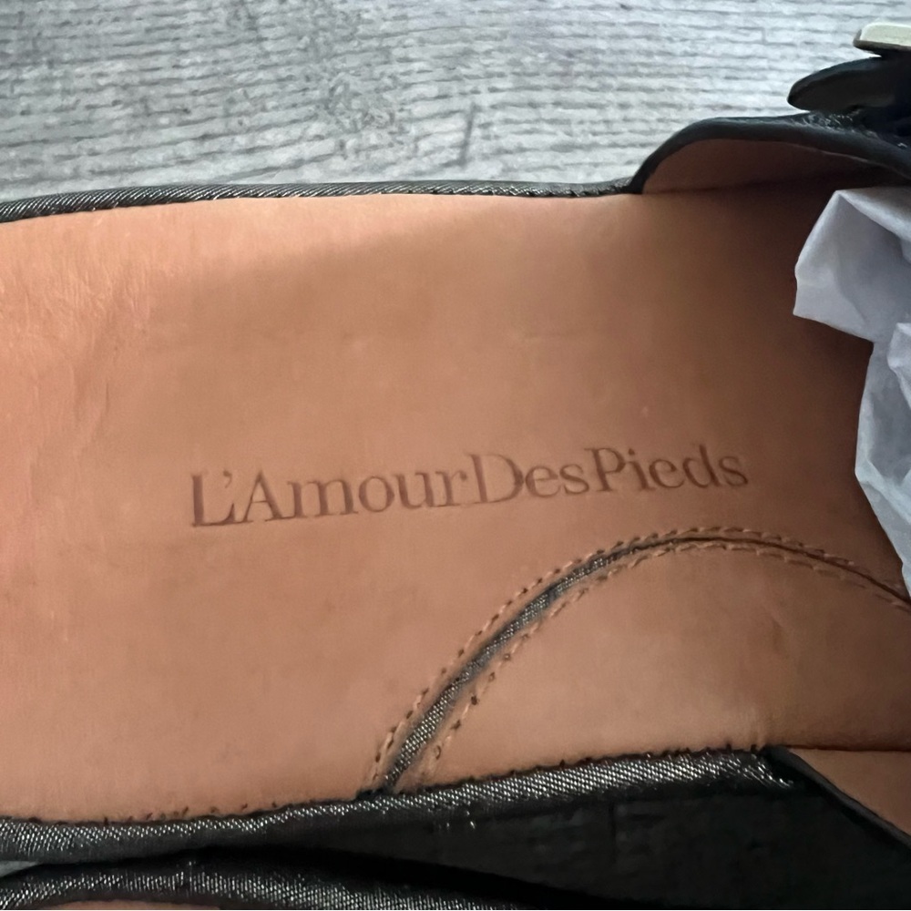 L'Amour Des Pieds Women's Metallic Sandals 9 - Picture 5 of 8